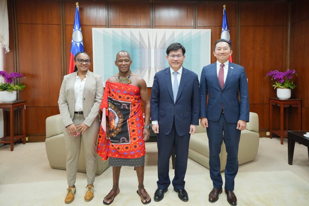 Taiwan’s Foreign Minister Lin Chia-lung meets Eswatini’s Attorney General Sifiso Khumalo to strengthen bilateral ties.