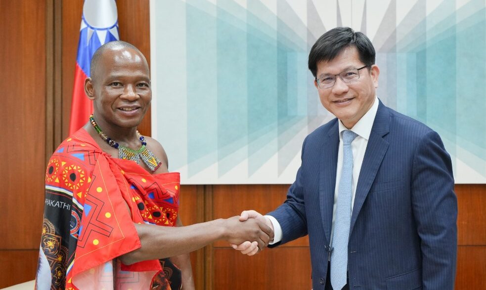 Taiwan’s Foreign Minister Lin Chia-lung meets Eswatini’s Attorney General Sifiso Khumalo to strengthen bilateral ties.