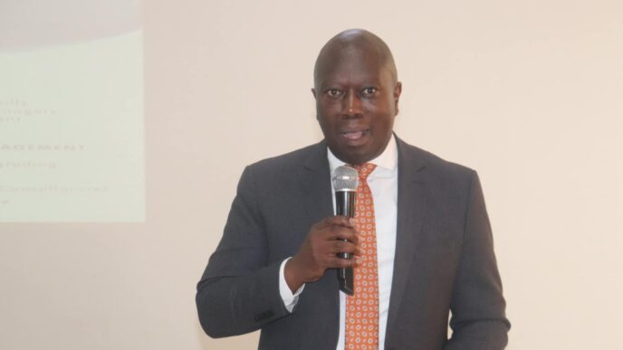 Stakeholders engage in strategic discussions at the Commerce Ministry's consultation workshop.