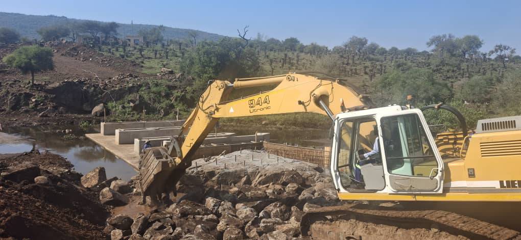 The newly constructed Mantambe Pier Bridge connects residents to schools and health services, easing travel between Mantambe and Manyandzeni communities.