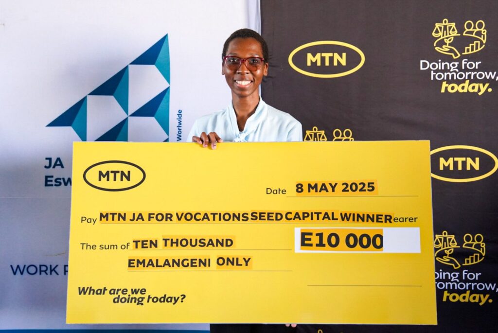 One of the top five graduates receives a E10,000 seed funding cheque to kick-start their business journey under the MTN-JA Entrepreneurship Programme at Mpaka.