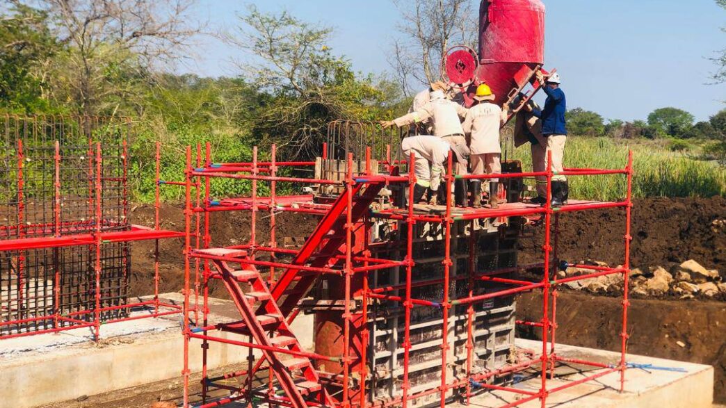 Ongoing construction of the KaLokhayiza Pier Bridge along the D89 road, expected to boost connectivity between KaLanga and Jabula.