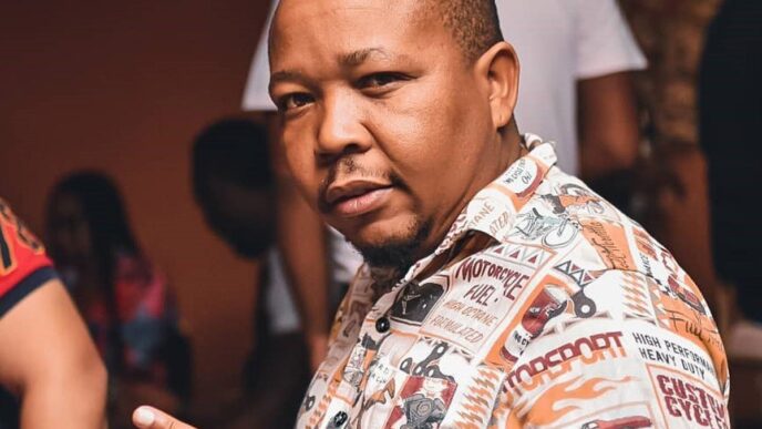 Presley Chweneyagae
