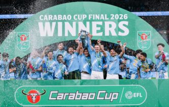 Manchester City players lift the Carabao Cup trophy in celebration after their triumph. Photo by X/@ManCity.