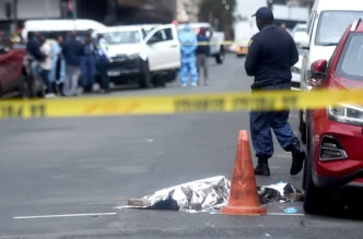 A daylight shooting in Johannesburg’s CBD has left a woman, believed to be a lawyer, dead, with suspects fleeing the scene on foot. Image: Itumeleng English/ Independent Newspapers