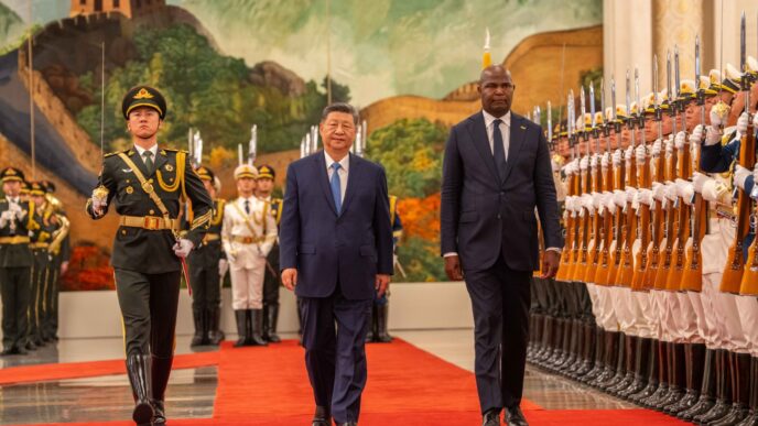 Mozambique President Daniel Chapo (left) and Chinese President Xi Jinping (right) pose for a photo at the Great Hall of the People in Beijing during Chapo's state visit to China. | Photo: Supplied