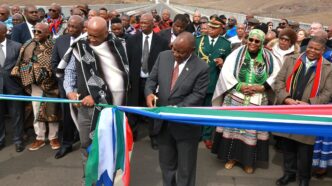 South African President Cyril Ramaphosa and Lesotho King Letsie III cut the ribbon to officially open the Senqu Bridge in Mokhotlong, Kingdom of Lesotho, on April 22, 2026.