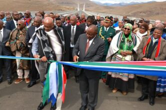South African President Cyril Ramaphosa and Lesotho King Letsie III cut the ribbon to officially open the Senqu Bridge in Mokhotlong, Kingdom of Lesotho, on April 22, 2026.