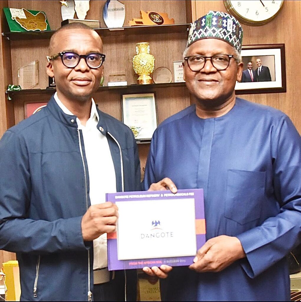 Botswana Vice President and Minister of Finance Ndaba Nkosinathi Gaolathe meets Dangote Industries Limited President and Chief Executive Aliko Dangote in Lagos, Nigeria. Photo BW Government