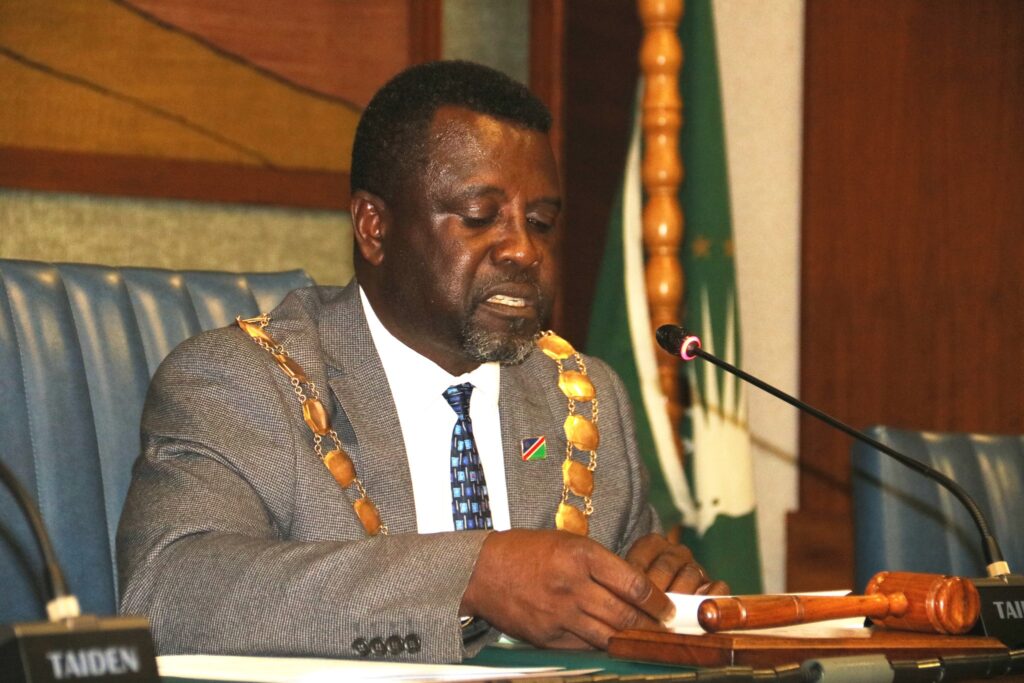 Walvis Bay Mayor Johannes Shimbilinga addresses councillors at the Ordinary Council Meeting on 28 April 2026. Photo: Municipality of Walvis Bay