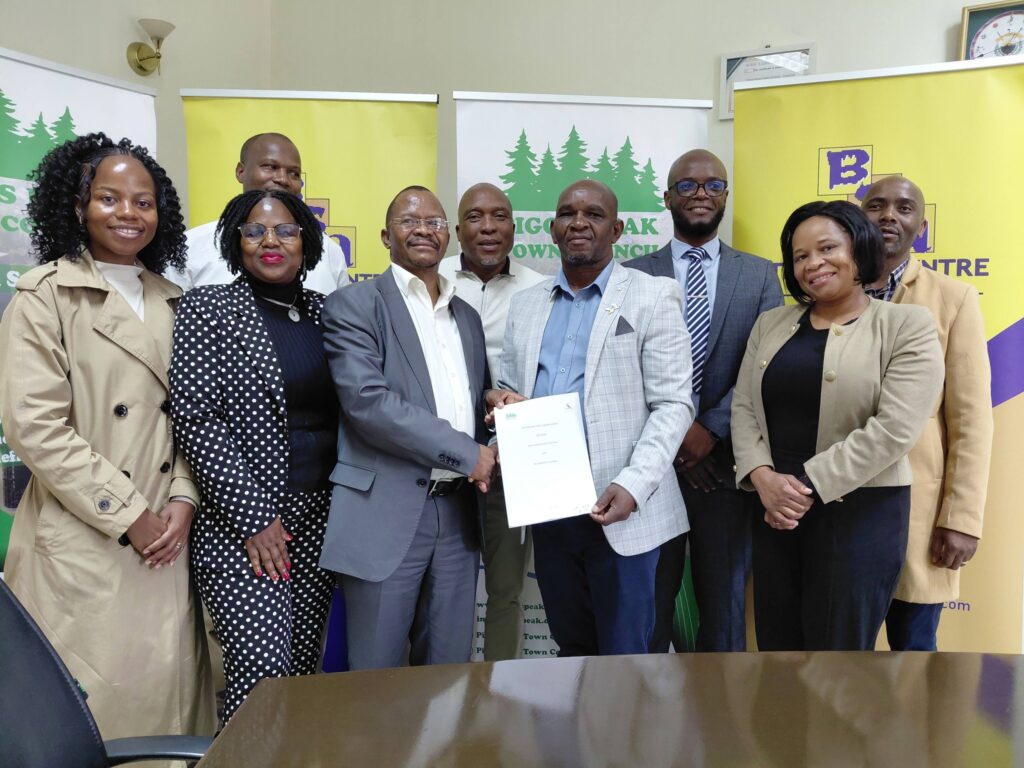 Piggs Peak Town Council officials, facilitators and young participants gather following the Job Preparedness Workshop and the signing of a Memorandum of Understanding between the council and BSA Training Centre
