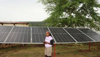 Under WFP’s component, solar energy is also being introduced for lighting, cooking and irrigation in 12 schools and 11 neighbourhood care points, replacing firewood dependency with electric pressure cookers and biogas systems. UNDP Eswatini/Mantoe Phakathi