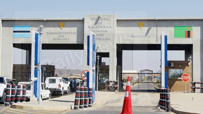 Trucks queue at the Kazungula border post on the Botswana side