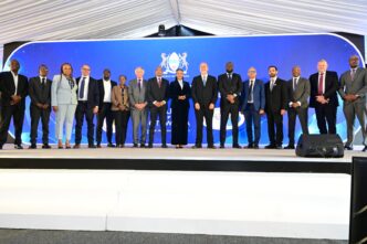 Minister of Minerals and Energy Bogolo Kenewendo, WFDB President Yoram Dvash, DMCC Executive Chairman Ahmed Bin Suyalem, and officials pose for a group photo at the WFDB International Summit in Gaborone