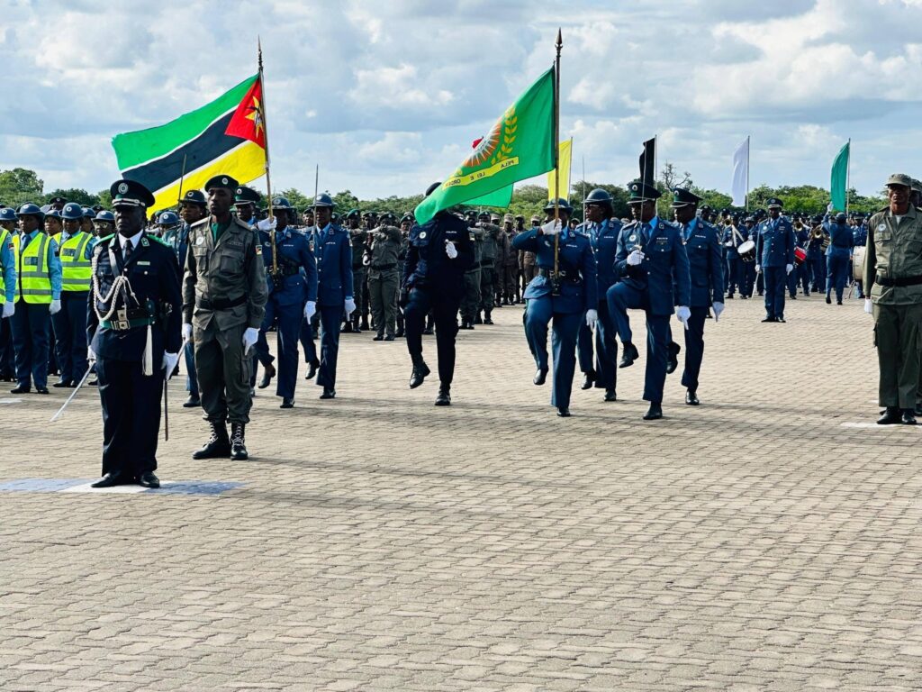 Members of the Police of the Republic of Mozambique showcase their operational experience and policing skills during exhibitions held as part of the 51st National Police Day celebrations at the Police Recruit Training School in Matalana.