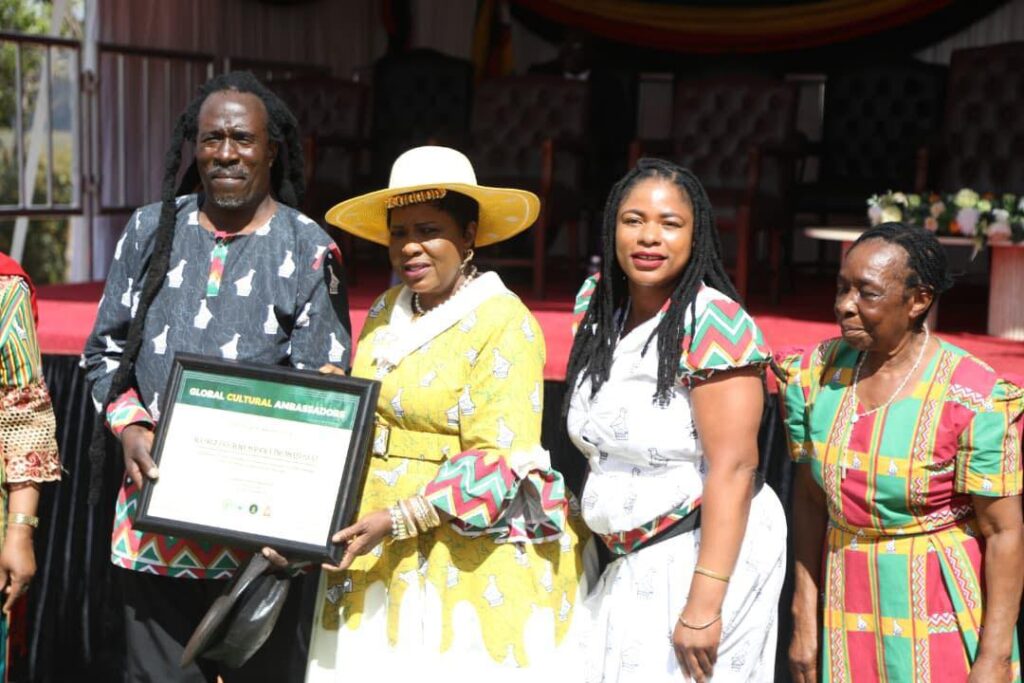 Zimbabwe's First Lady Dr Auxillia Mnangagwa poses with participants at the Mbira Festival held at Baradzanwa Cultural Village in Mazowe. Photo by Zimbabwe Tourism