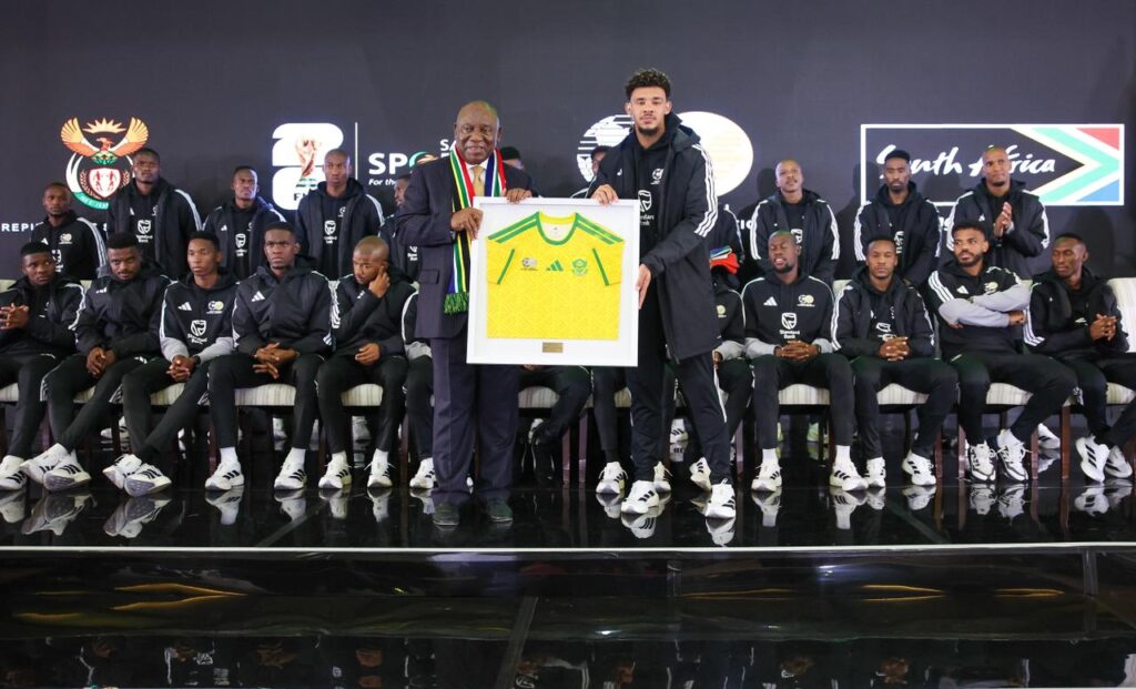 President Cyril Ramaphosa shares a moment with Bafana Bafana captain ahead of the squad's departure to the 2026 FIFA World Cup. (Picture: The Presidency of the Republic of South Africa)