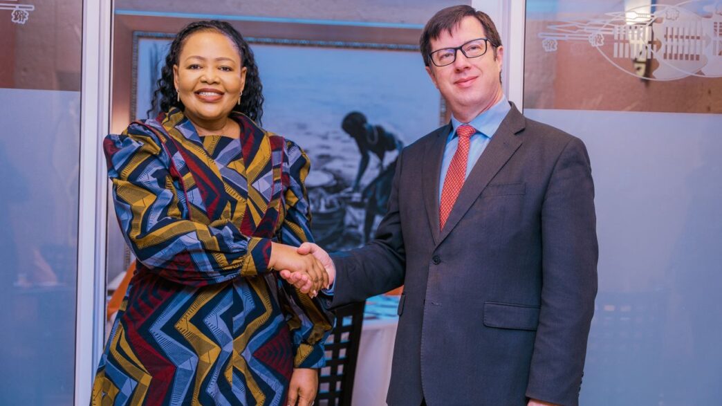 Minister of Foreign Affairs and International Cooperation Senator Pholile Shakantu and United Kingdom Special Envoy to the Commonwealth John Virgeo during their meeting in Mbabane