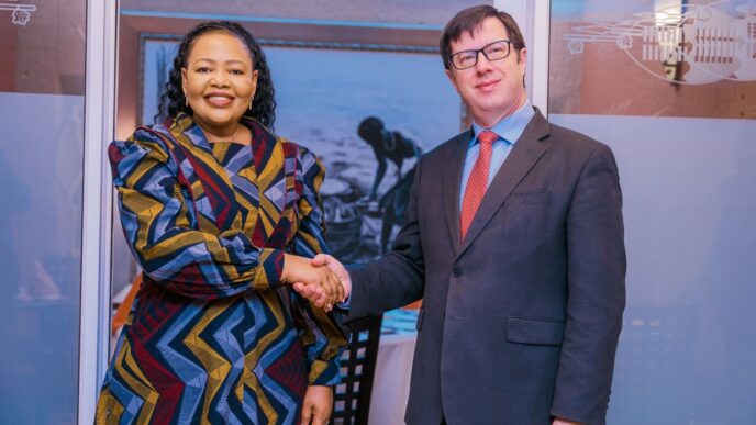 Minister of Foreign Affairs and International Cooperation Senator Pholile Shakantu and United Kingdom Special Envoy to the Commonwealth John Virgeo during their meeting in Mbabane