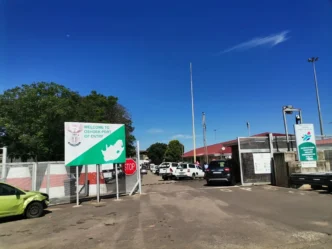 Oshoek border post. Photo by Bulelwa Ginindza