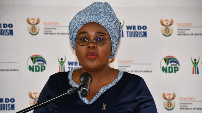 Minister of Justice and Constitutional Development Mmamoloko Kubayi. Photo: Polity