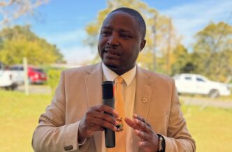 Mbabane mayor Thulani Mkhonto making his remarks. Photo by MCM