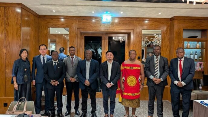 Minister of Labour and Social Security Phila Buthelezi poses with Taiwan's Minister of Labour and their respective delegations following a bilateral meeting on the sidelines of the International Labour Conference in Geneva, Switzerland. Photo: Eswatini Ministry of Labour and Social Security