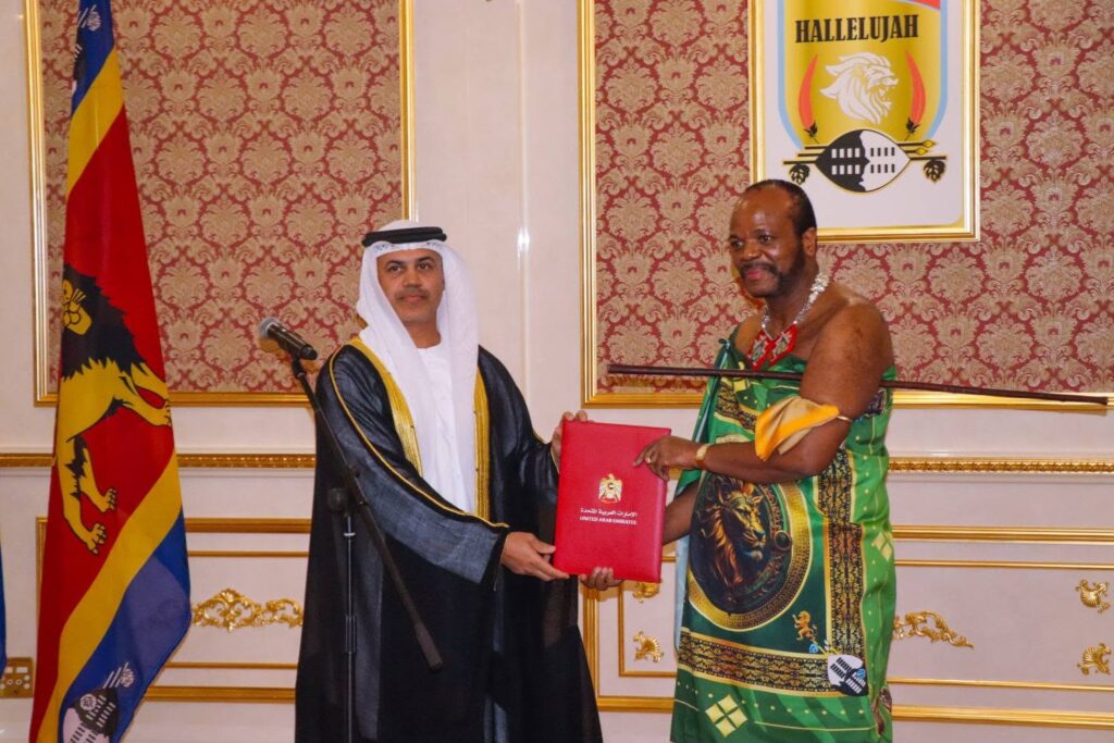 His Majesty King Mswati III receives letters of credence from incoming UAE Ambassador H.E. Mansour Mohamed Ali Alijuwaied at Lozitha Palace. Photo: Eswatini Government