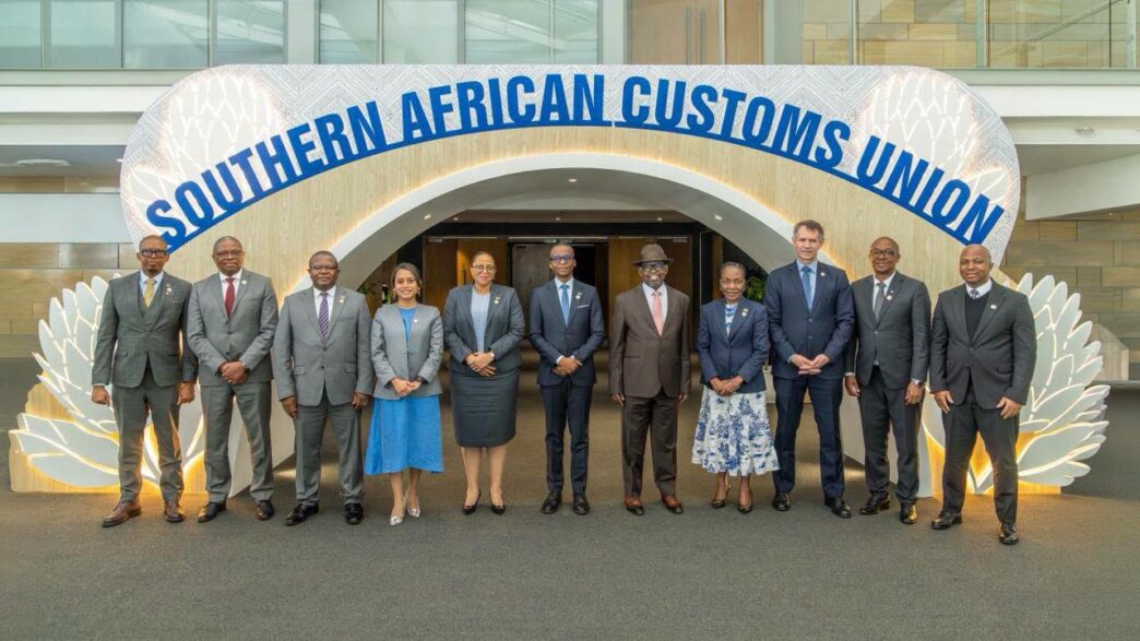 Finance and business ministers from SACU member states pose for a group photo during the Council of Ministers meeting. Photo by LENA