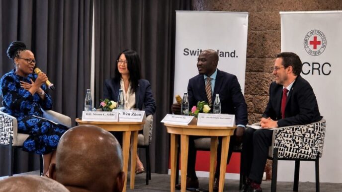 Lesotho's Ambassador to Ethiopia and Permanent Representative to the African Union and UNECA, Ntšiuoa Sekete, moderates a high-level discussion on the protection of civilians during armed conflict at an event in Addis Ababa organised by the Embassies of Switzerland and Ghana in cooperation with the International Committee of the Red Cross. | Photo: LENA