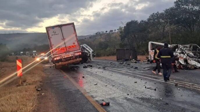 Eight people have died in an accident involving a minibus taxi believed to be from Mozambique and a truck on the N4 Toll Road. | Photos: Sunday World