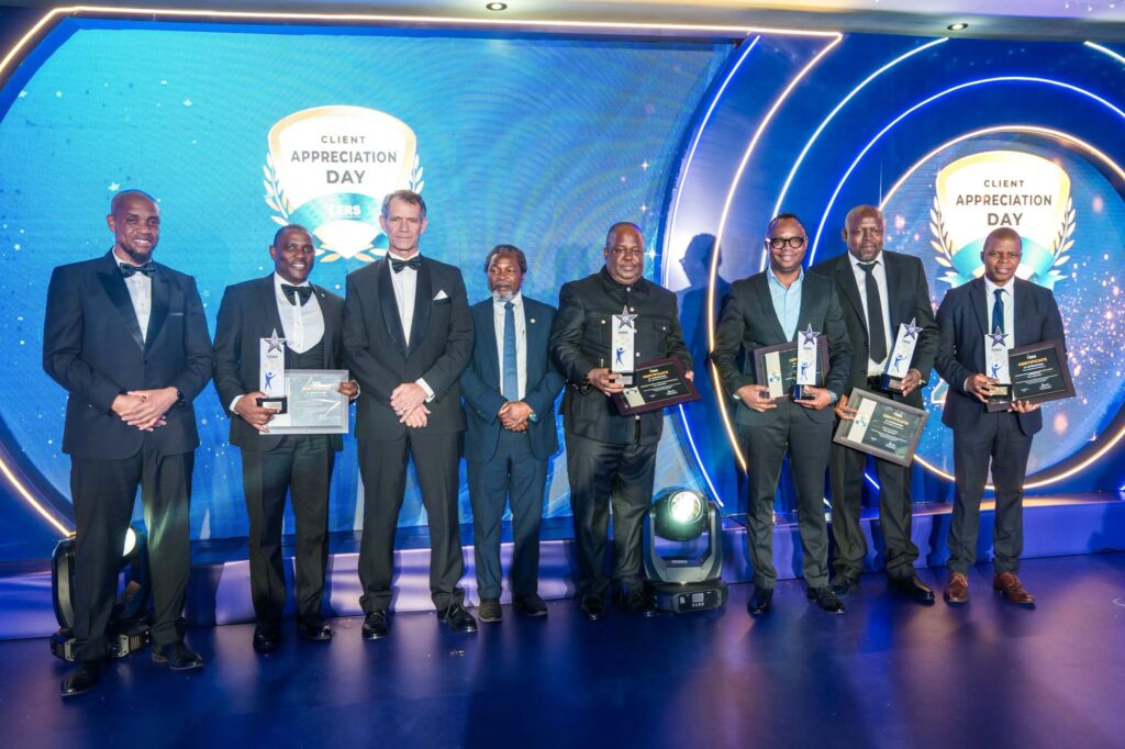 Representatives of the South African Revenue Service, the Eswatini Posts and Telecommunications Corporation, the UNESWA AI Academy, Government Communications Officers, the Eswatini Editors Forum and the Eswatini National Association of Journalists pose for a group photo after receiving certificates of appreciation for their partnership with ERS in promoting tax compliance and modernising revenue administration, during the 4th Annual ERS Client Appreciation Day held at the Happy Valley Hotel in Ezulwini. (Photo: ERS)