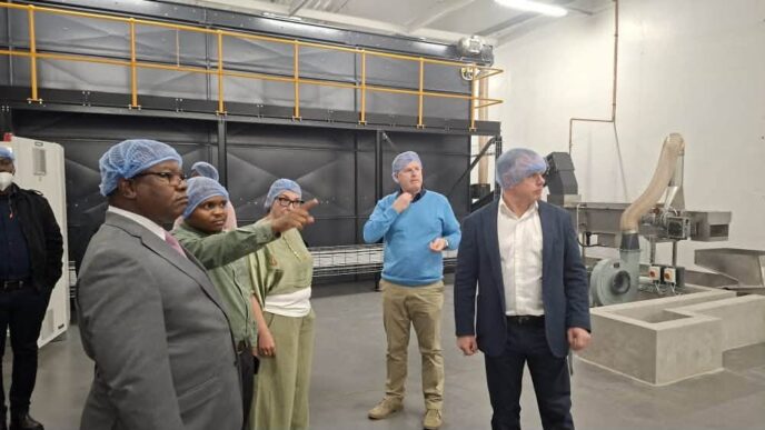 Minister of Commerce, Industry and Trade Manqoba Khumalo tours the Elangeni Macadamia processing facility in Matsapha ahead of the start of full operations.