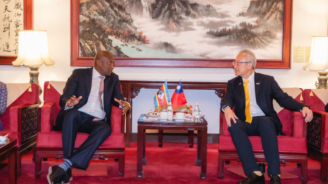 Prime Minister Russell Mmiso Dlamini is welcomed by Taiwan's Deputy Minister of Foreign Affairs, François Chih-chung Wu, on arrival at Taiwan Taoyuan International Airport in Taipei for an official visit. Photo: Eswatini Government