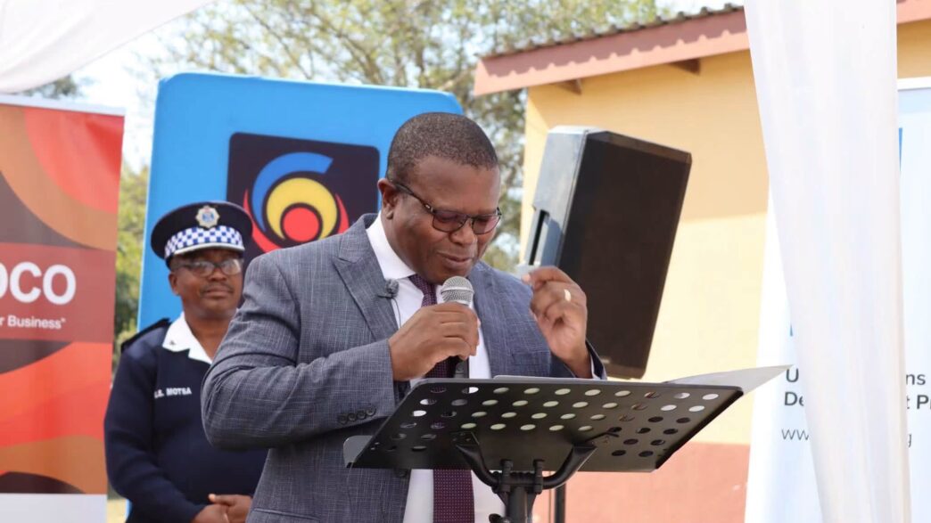 Minister of Commerce, Industry and Trade Manqoba Khumalo during the official opening of the Macetjeni iHub at the Macetjeni SEDCO Estate in Gilgal Inkhundla.