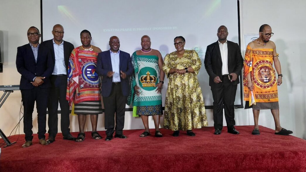 Deputy Prime Minister Thulisile Dladla poses for a group photograph with gospel artist Sipho “Big Fish” Makhabane, organisers, judges and participants during the launch of the Eswatini Praise Talent Search at Sibane Sami Hotel in Ezulwini. 📸 Photo: Eswatini Government