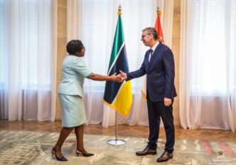 Mozambican Prime Minister Benvinda Levi with Serbian President Aleksandar Vučić in Belgrade. Photo: Office of the Prime Minister