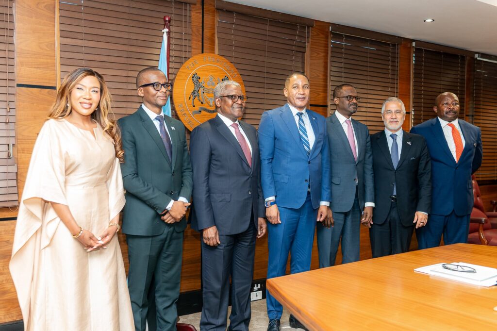 Botswana President Duma Gideon Boko, Vice President Ndaba Gaolathe and Dangote Group founder and CEO Aliko Dangote pose for a group photograph during Dangote’s courtesy call at the Office of the President in Gaborone.