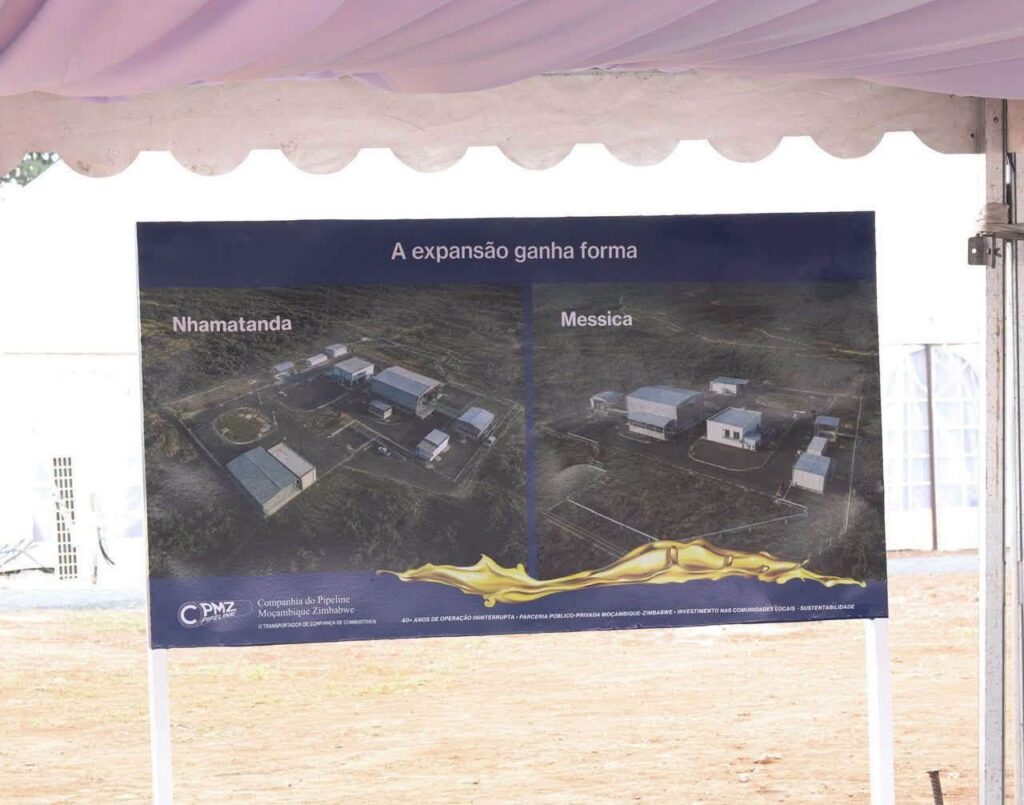 A model of the planned CPMZ pipeline expansion is displayed ahead of the groundbreaking ceremony in Nhamatanda, Sofala Province, showing the infrastructure project aimed at increasing fuel transportation capacity between Mozambique and Zimbabwe. Photo: ZANU PF