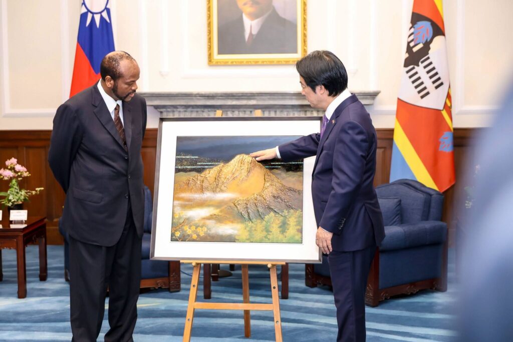 His Majesty King Mswati III shares a moment with Taiwan President Lai Ching-te during a state banquet in Taipei